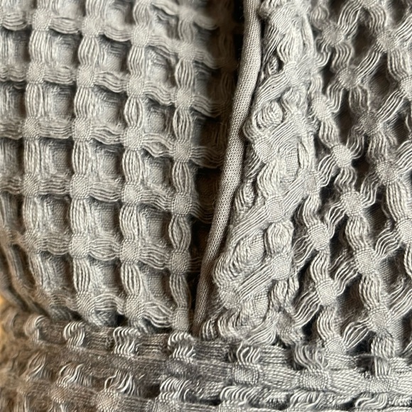 Waffle Robe, Graphite (Unisex) - Picture 3 of 5